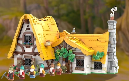 LEGO Disney 43242 Sneeuwwitje en De Zeven Dwergen Huisje