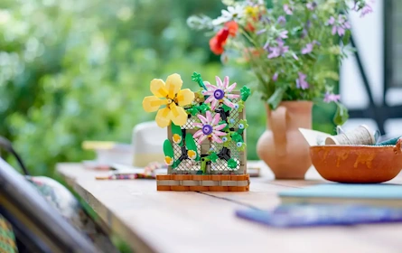 LEGO 40683 Flower Trellis Display LEGO 40683 Bloemenpracht met hekwerk