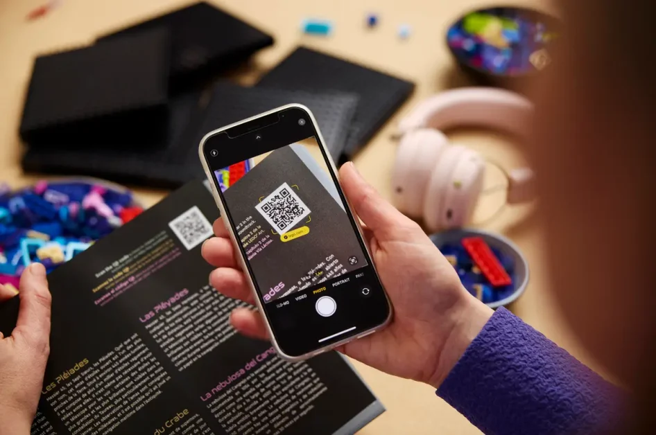 LEGO Art 31212 Het Melkwegstelsel LEGO Art 31212 Het Melkwegstelsel