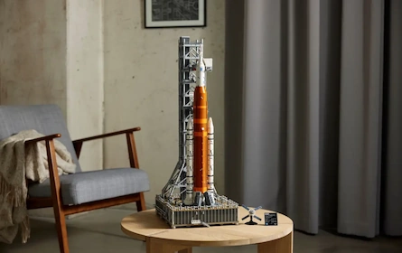 LEGO Icons 10341 NASA Artemis ruimtelanceersysteem LEGO Icons 10341 NASA Artemis ruimtelanceersysteem