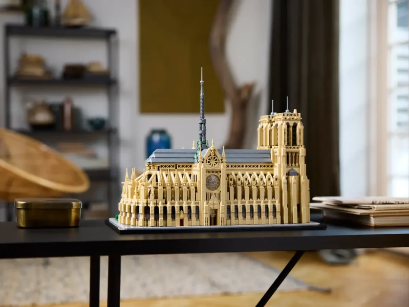 LEGO Architecture 21061 Notre-Dame van Parijs