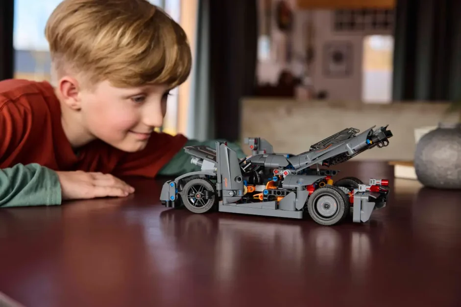 LEGO Technic 42173 Koenigsegg Jesko Absolut grijze hypercar