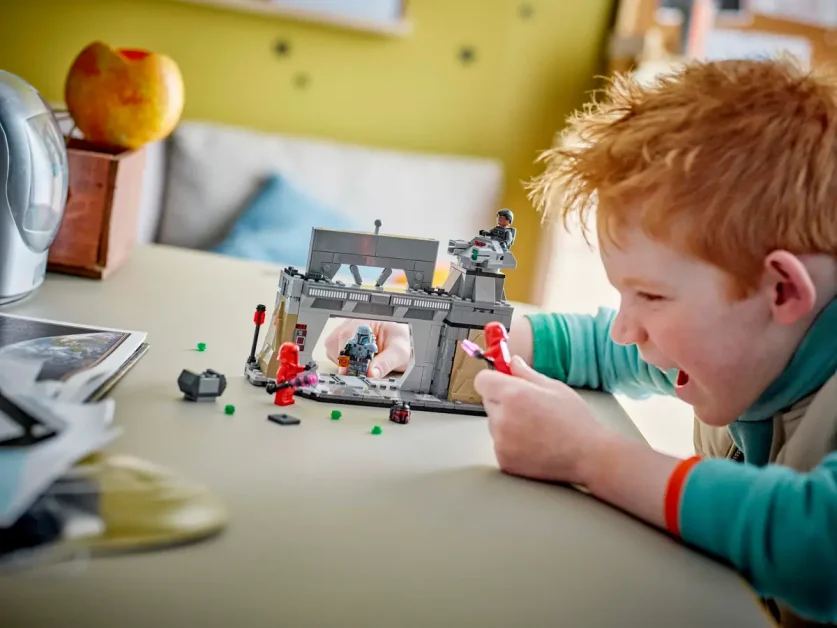 LEGO Star Wars 75386 Paz Vizsla en Moff Gideon duel LEGO Star Wars 75386 Paz Vizsla en Moff Gideon duel