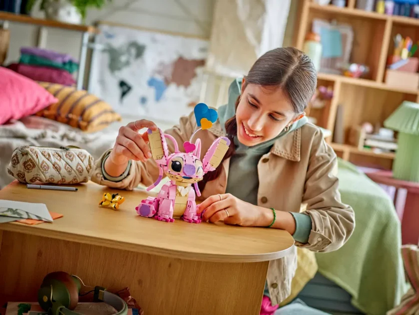 LEGO Disney 43257 Angel LEGO Disney 43257 Angel