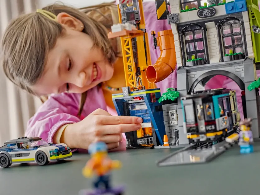 LEGO City 60473 De City toren LEGO City 60473 De City toren