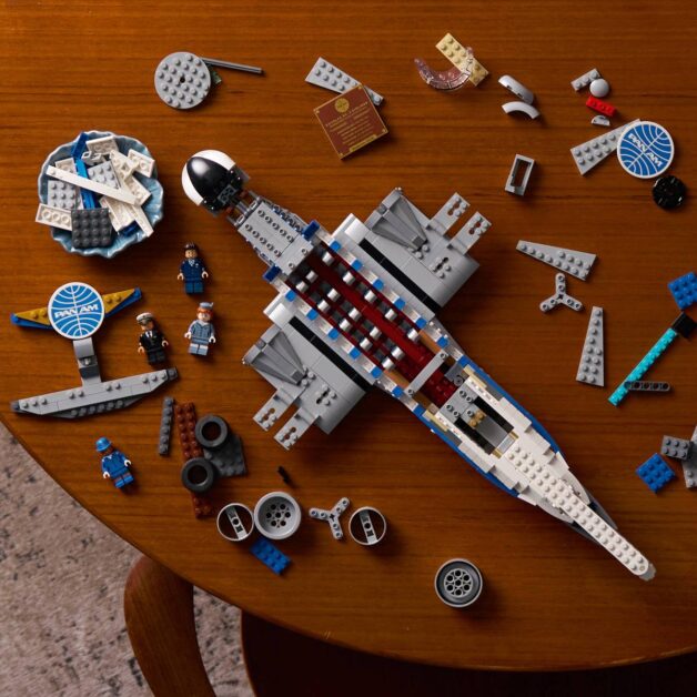 LEGO Icons 11378 Douglas DC-3 PAN AM passagiersvliegtuig