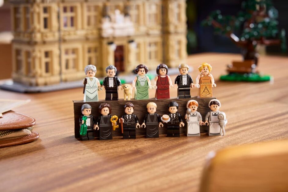 LEGO Ideas 21373 Downton Abbey