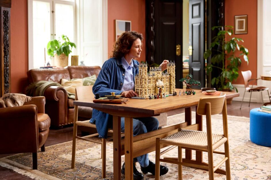 LEGO Ideas 21373 Downton Abbey