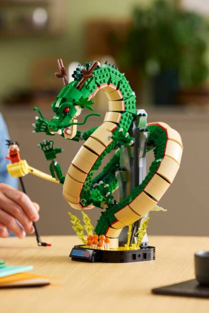 LEGO Icons 11390 Dragon Ball: Shenron & Goku