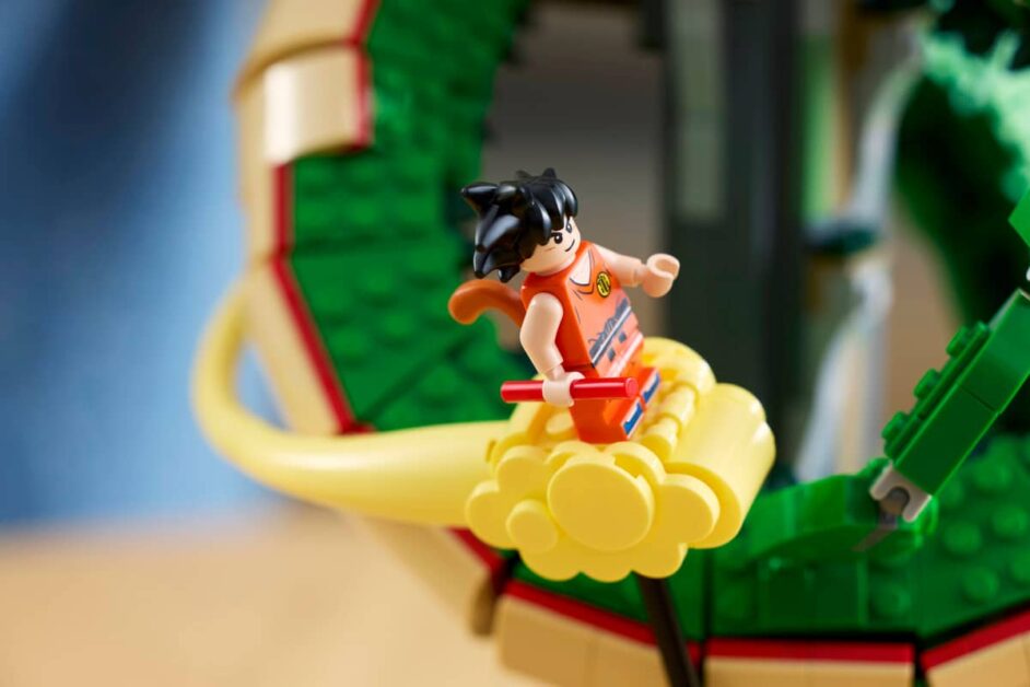 LEGO Icons 11390 Dragon Ball: Shenron & Goku